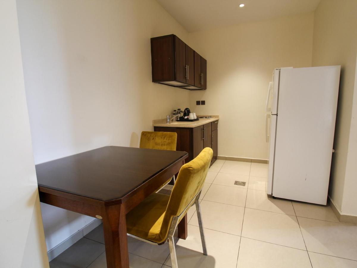Friesian Hotel Suites 吉达 外观 照片