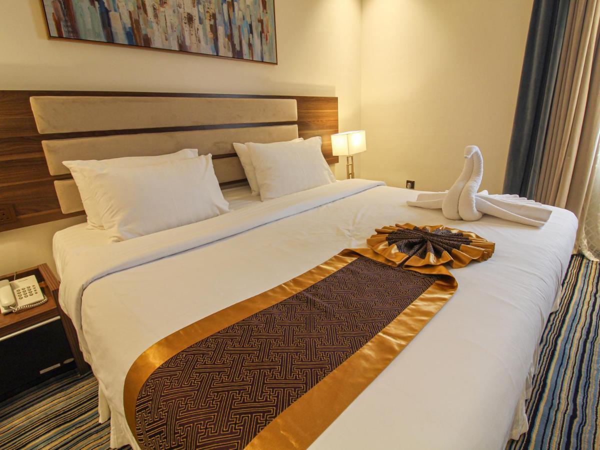 Friesian Hotel Suites 吉达 外观 照片