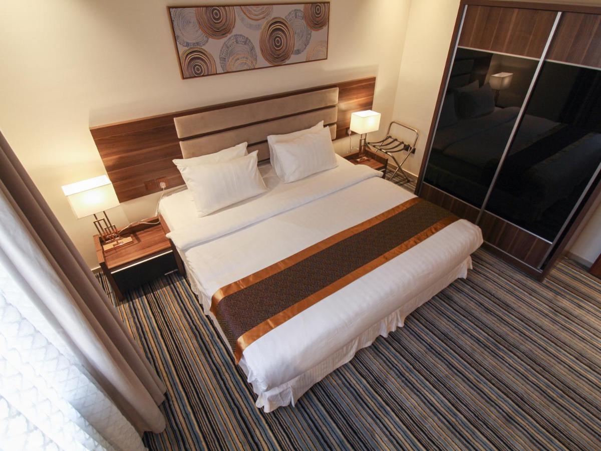 Friesian Hotel Suites 吉达 外观 照片